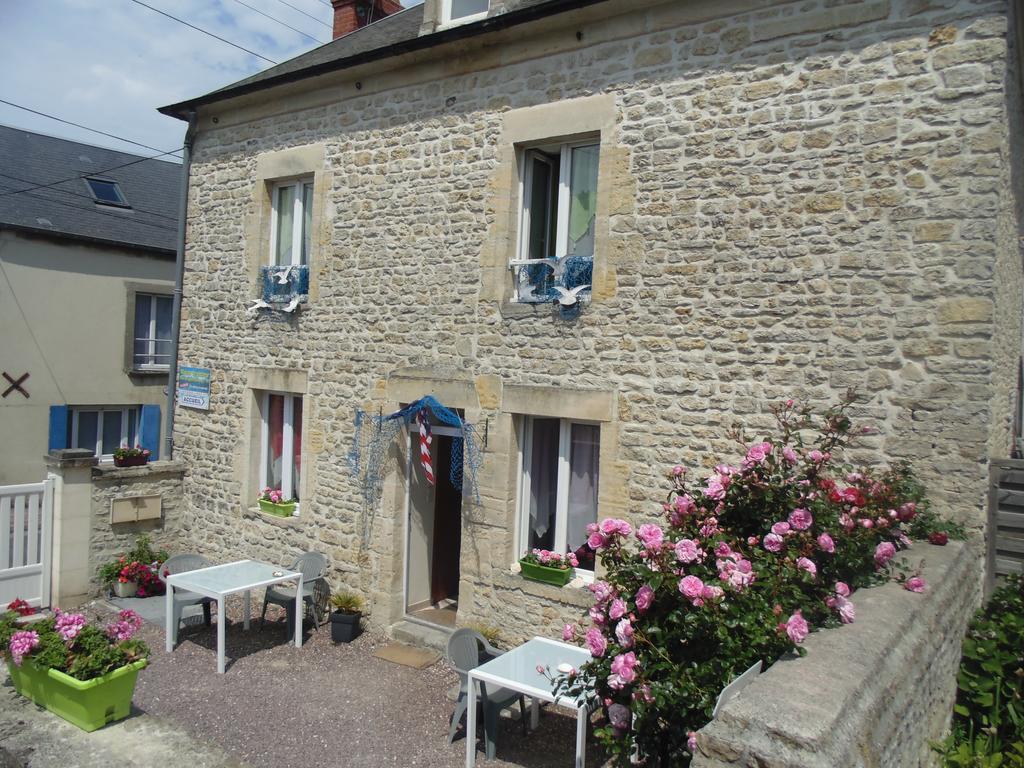Gites De Mer Port-en-Bessin-Huppain Værelse billede