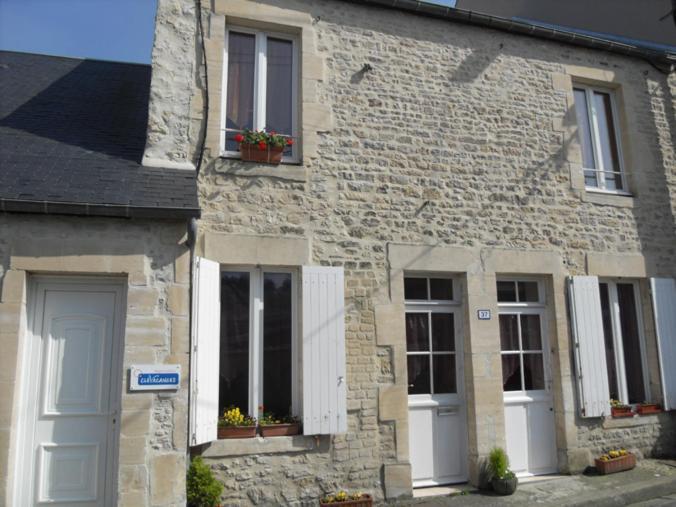 Gites De Mer Port-en-Bessin-Huppain Værelse billede