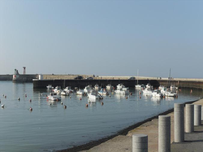 Gites De Mer Port-en-Bessin-Huppain Værelse billede